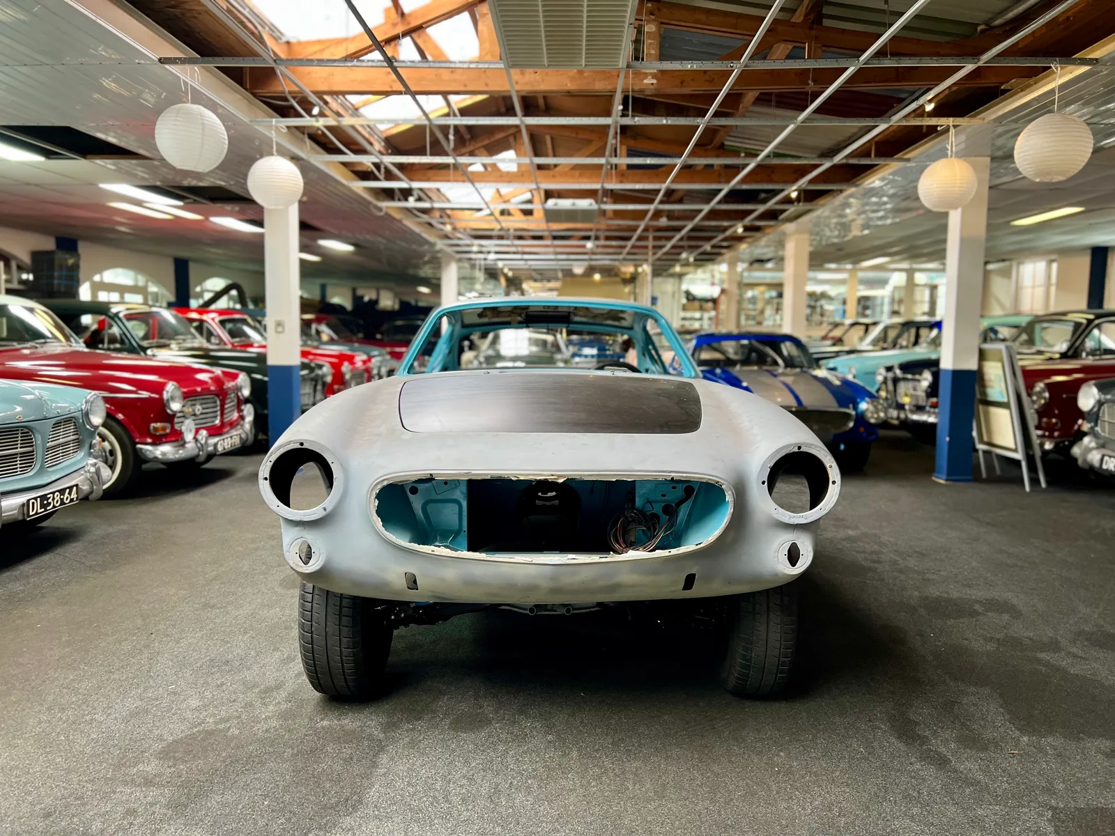 Volvo P1800 (1967) — foto 1