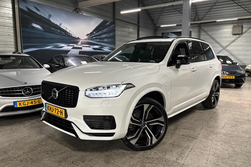 Volvo XC90 (2023)