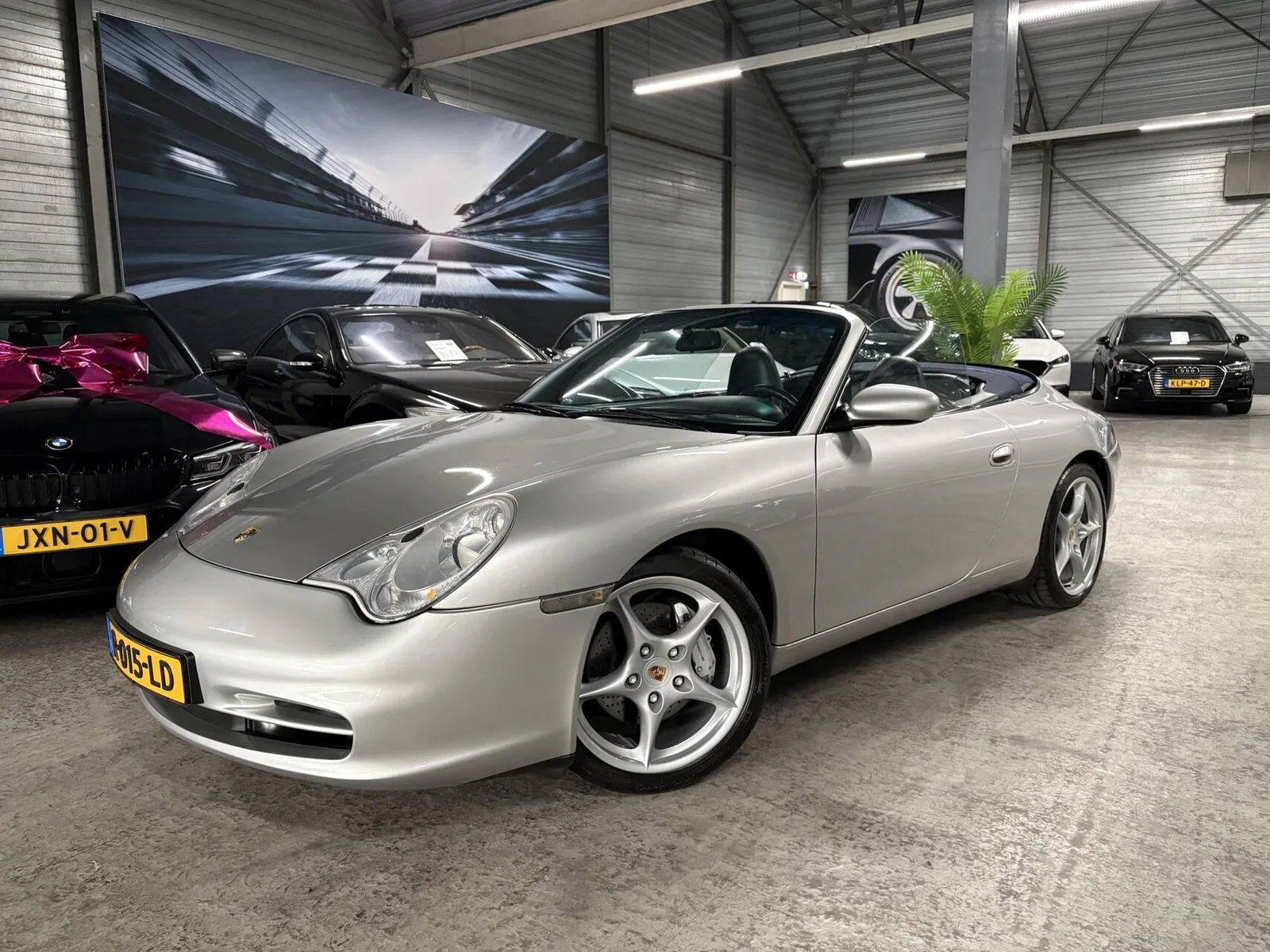 Porsche 911 (2001) — foto 1
