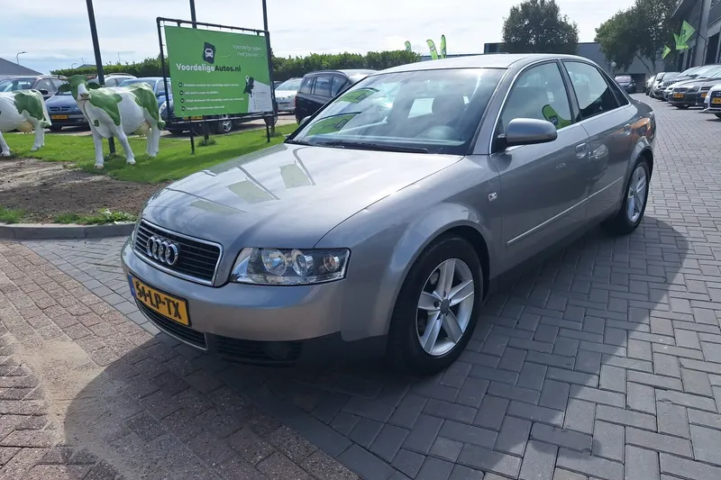 Audi A4 (2003)