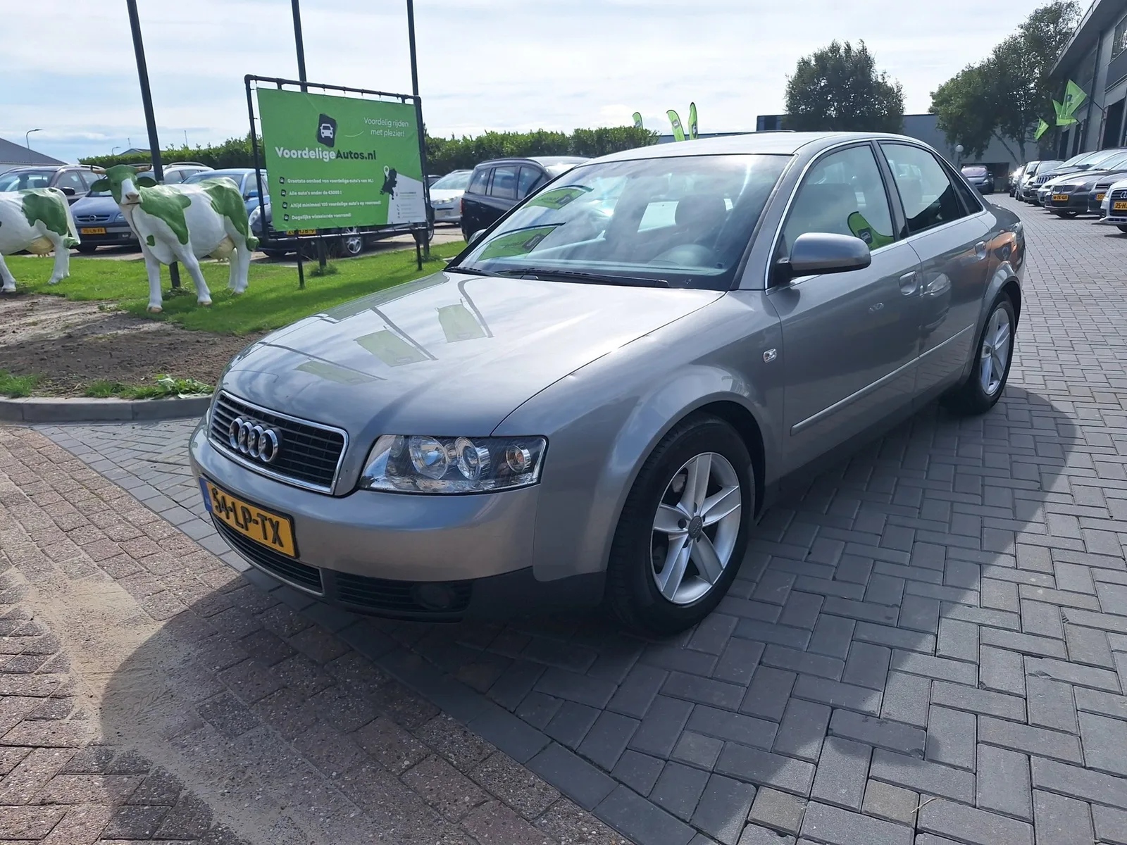 Audi A4 (2003) — foto 1