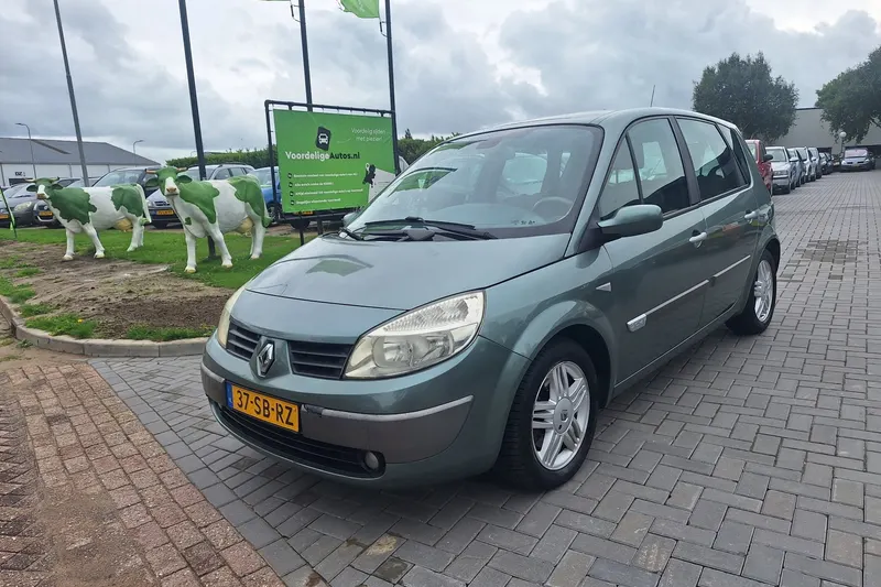 Renault Scénic (2005)