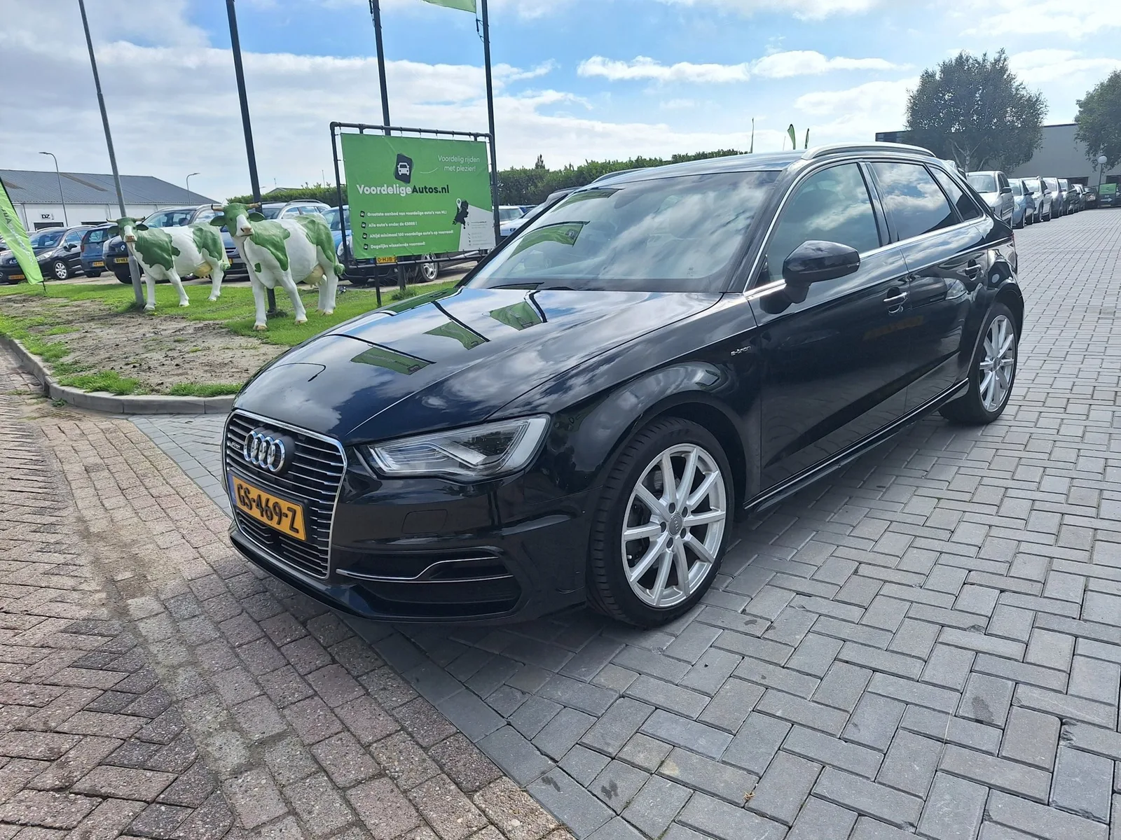 Audi A3 (2015) — foto 1
