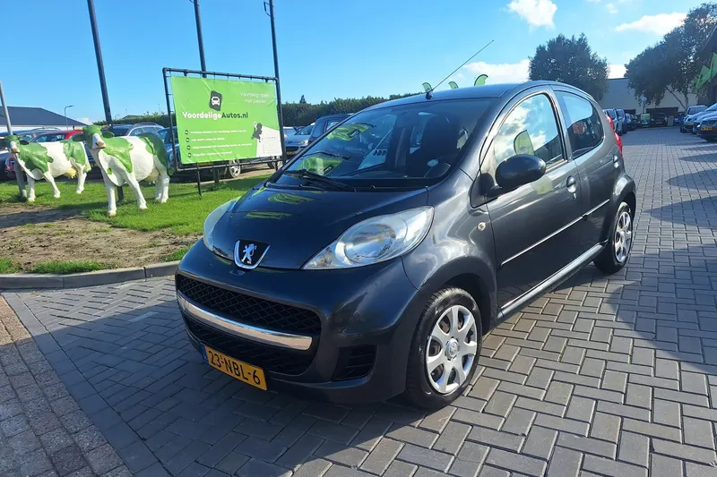 Peugeot 107 (2010)