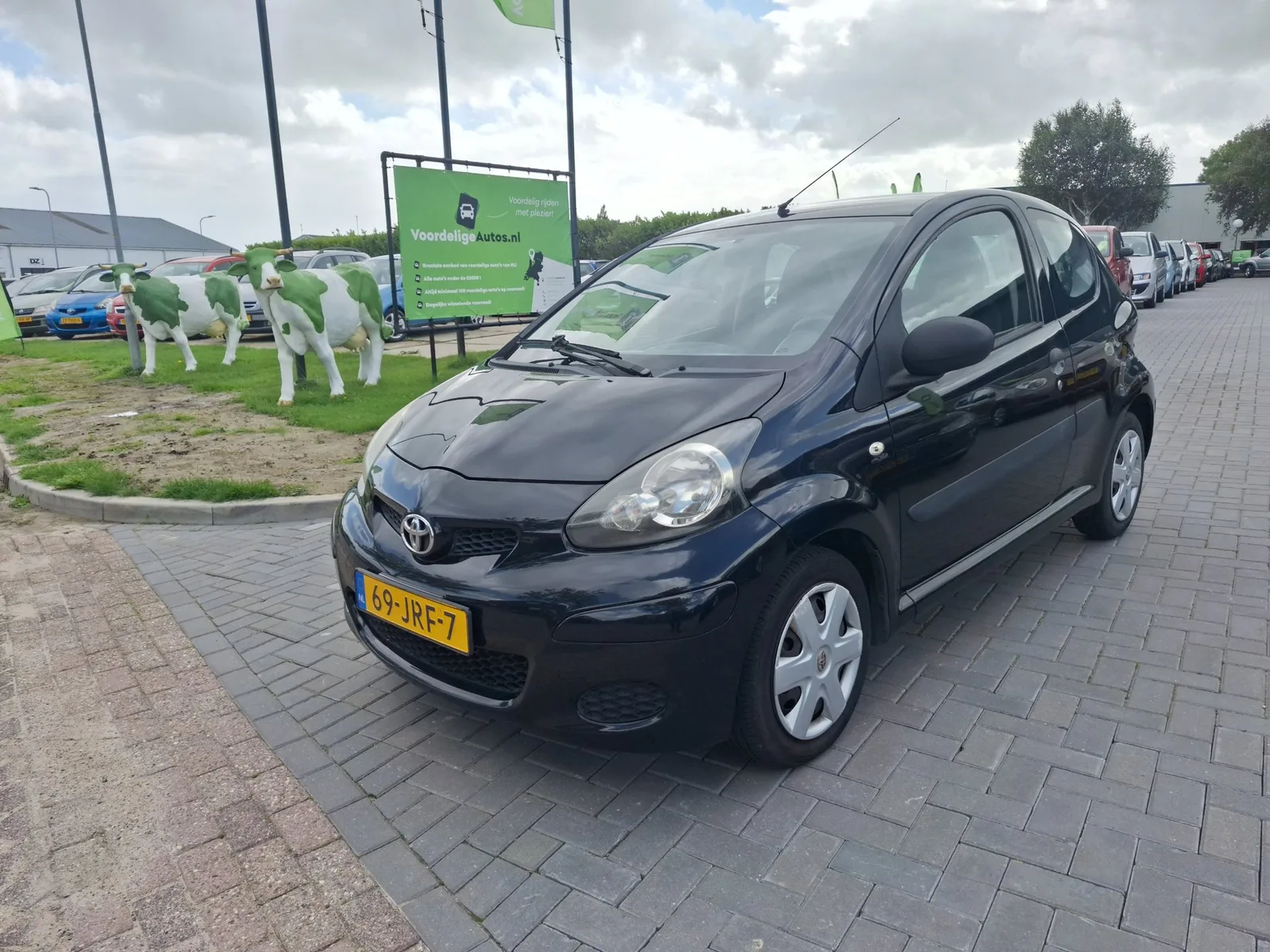 Toyota Aygo (2009) — foto 1