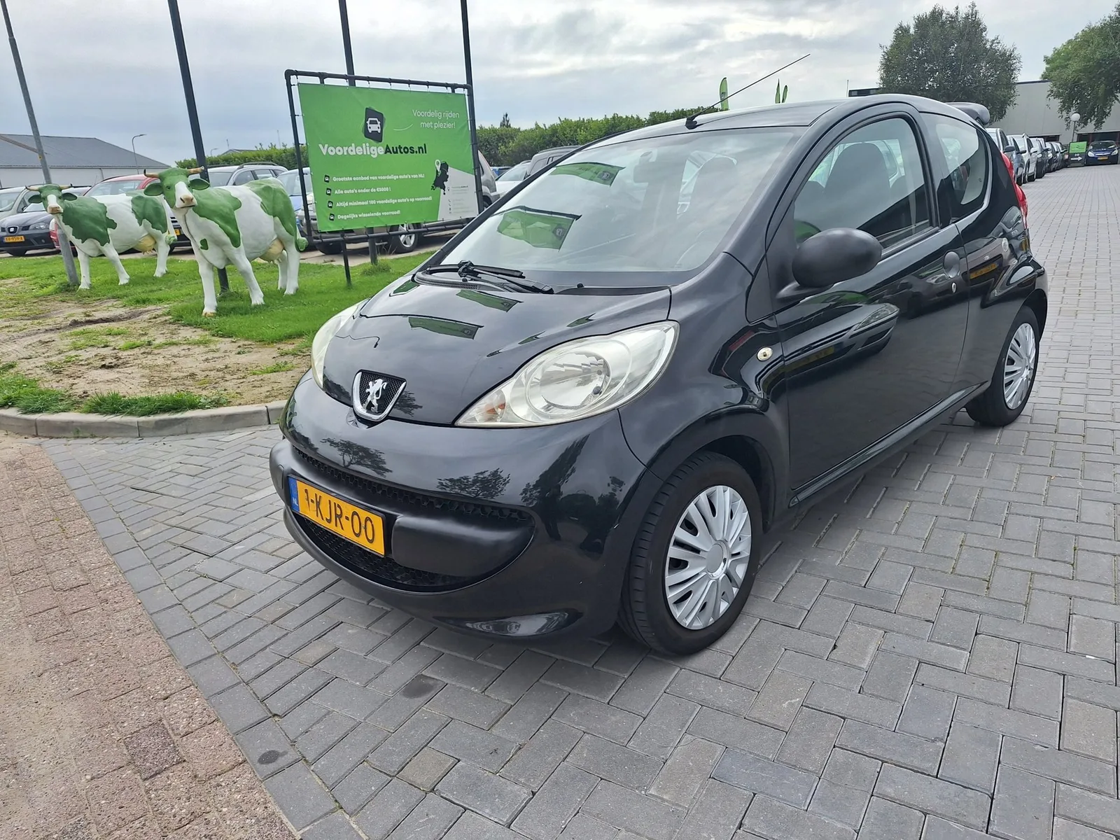 Peugeot 107 (2006) — foto 1
