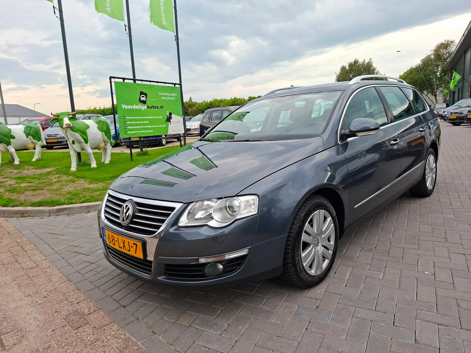 Volkswagen Passat (2010) — foto 1