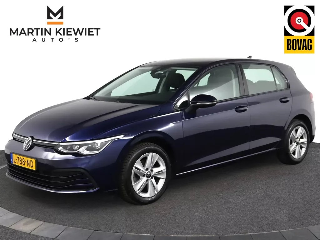 Volkswagen Golf (2021) — foto 1