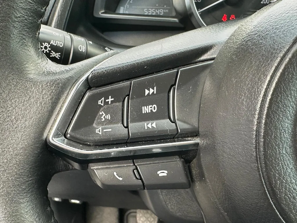 Mazda 2 (2020) — foto 1