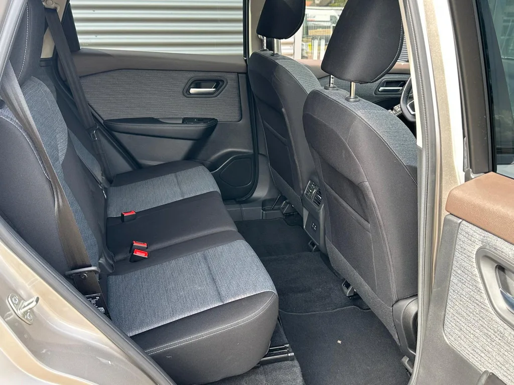 Nissan X-Trail (2024) — foto 1