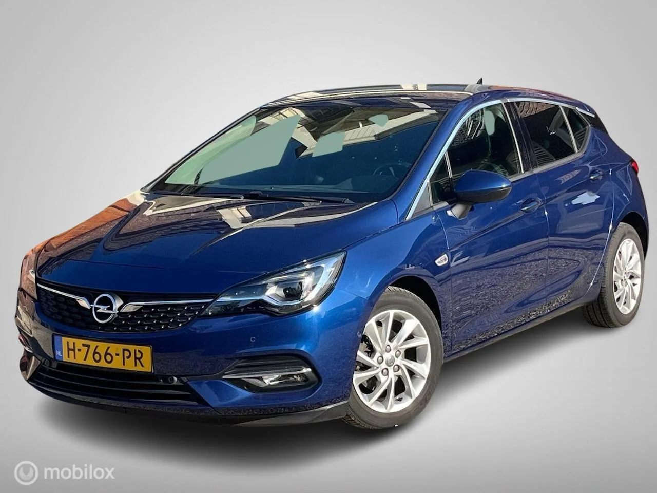 Opel Astra (2020) — foto 1