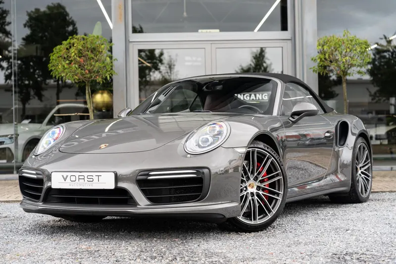 Porsche 911 (2017)
