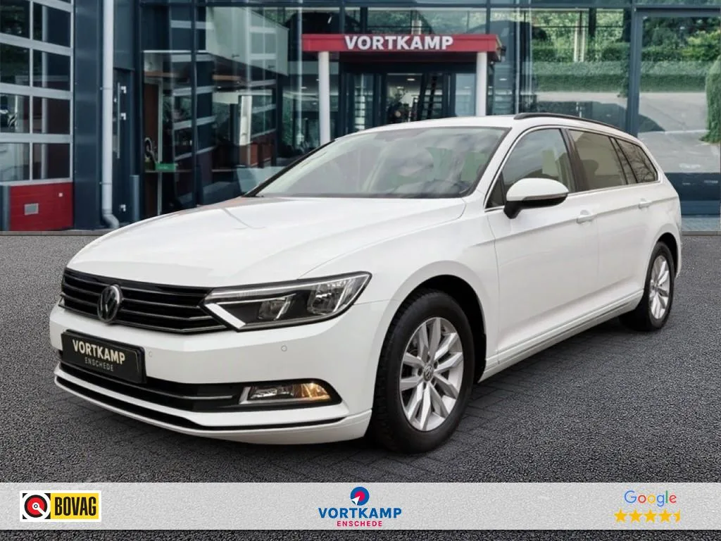 Volkswagen Passat (2015) — foto 1