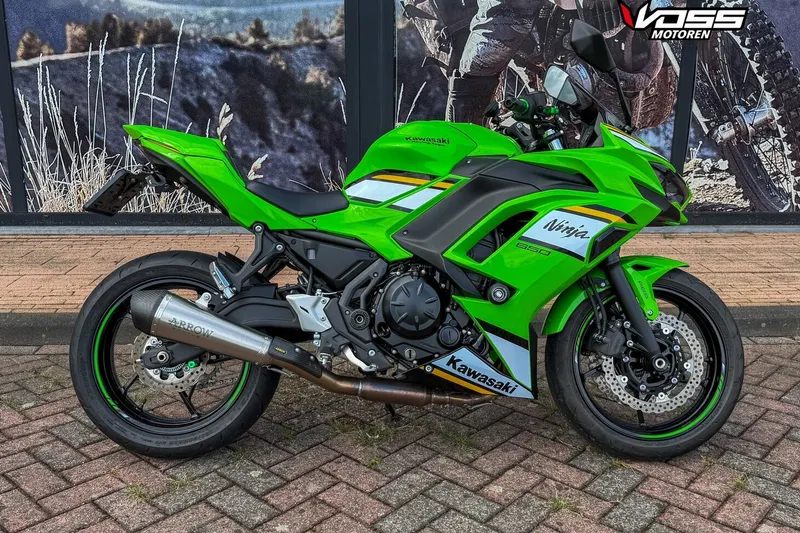 Kawasaki Ninja 650 KRT Edition (2025)