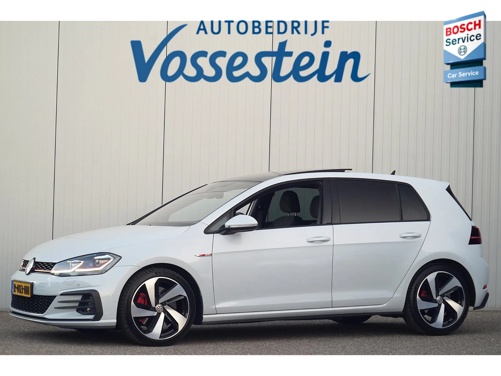 Volkswagen Golf (2018) — foto 1