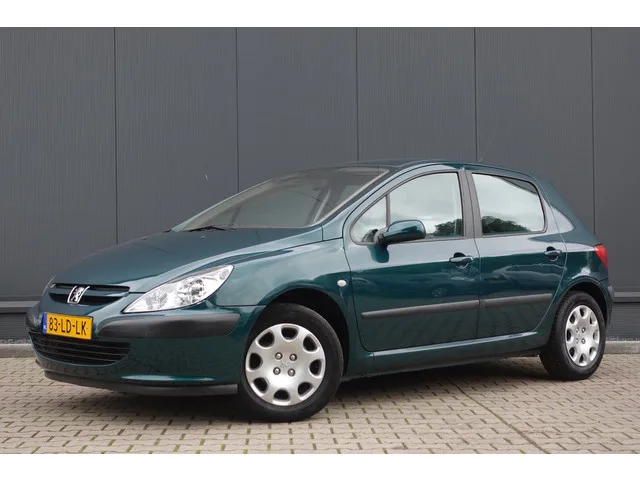 Peugeot 307 (2002) — foto 1