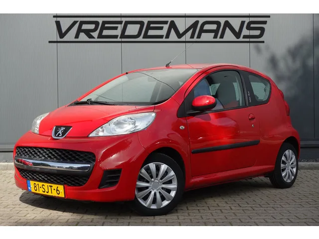 Peugeot 107 (2008) — foto 1