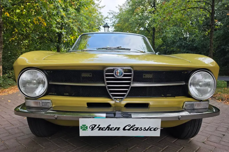 Alfa Romeo GT Junior (2015)