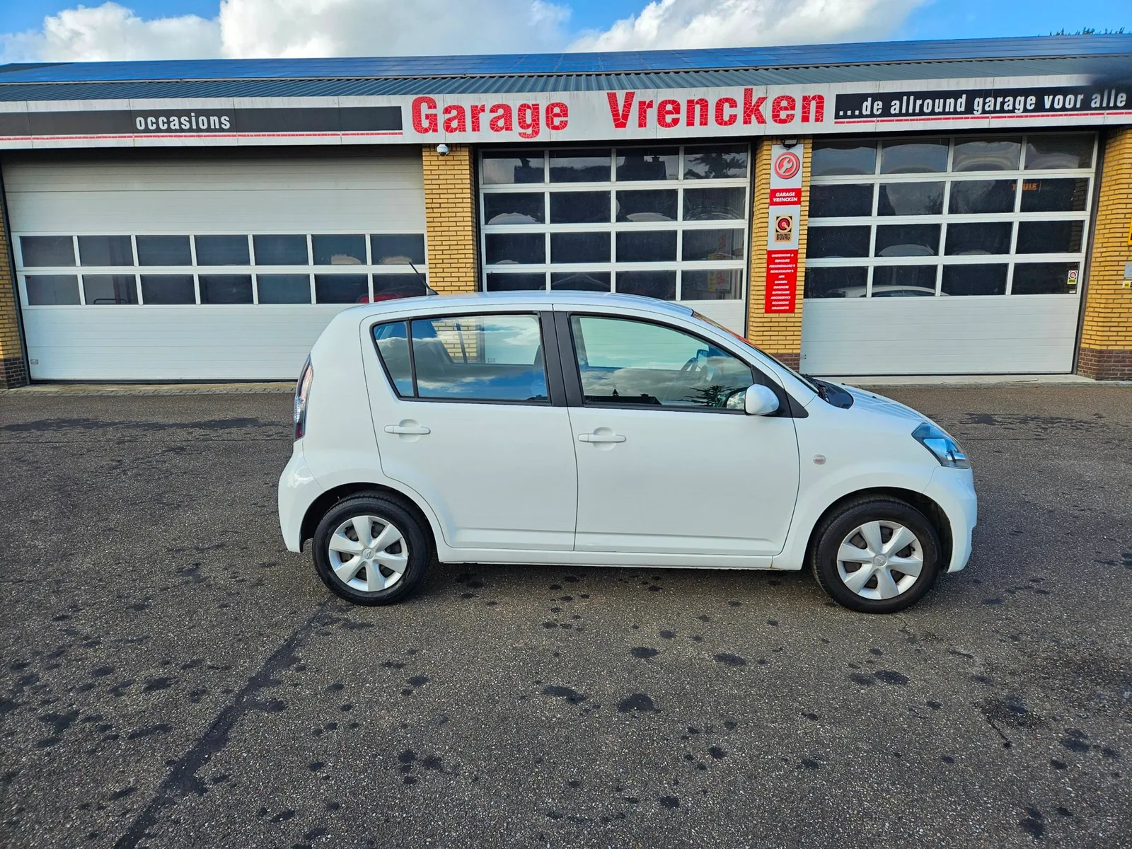 Daihatsu Sirion (2010) — foto 1