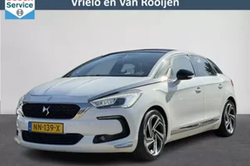 DS 5 (2017)