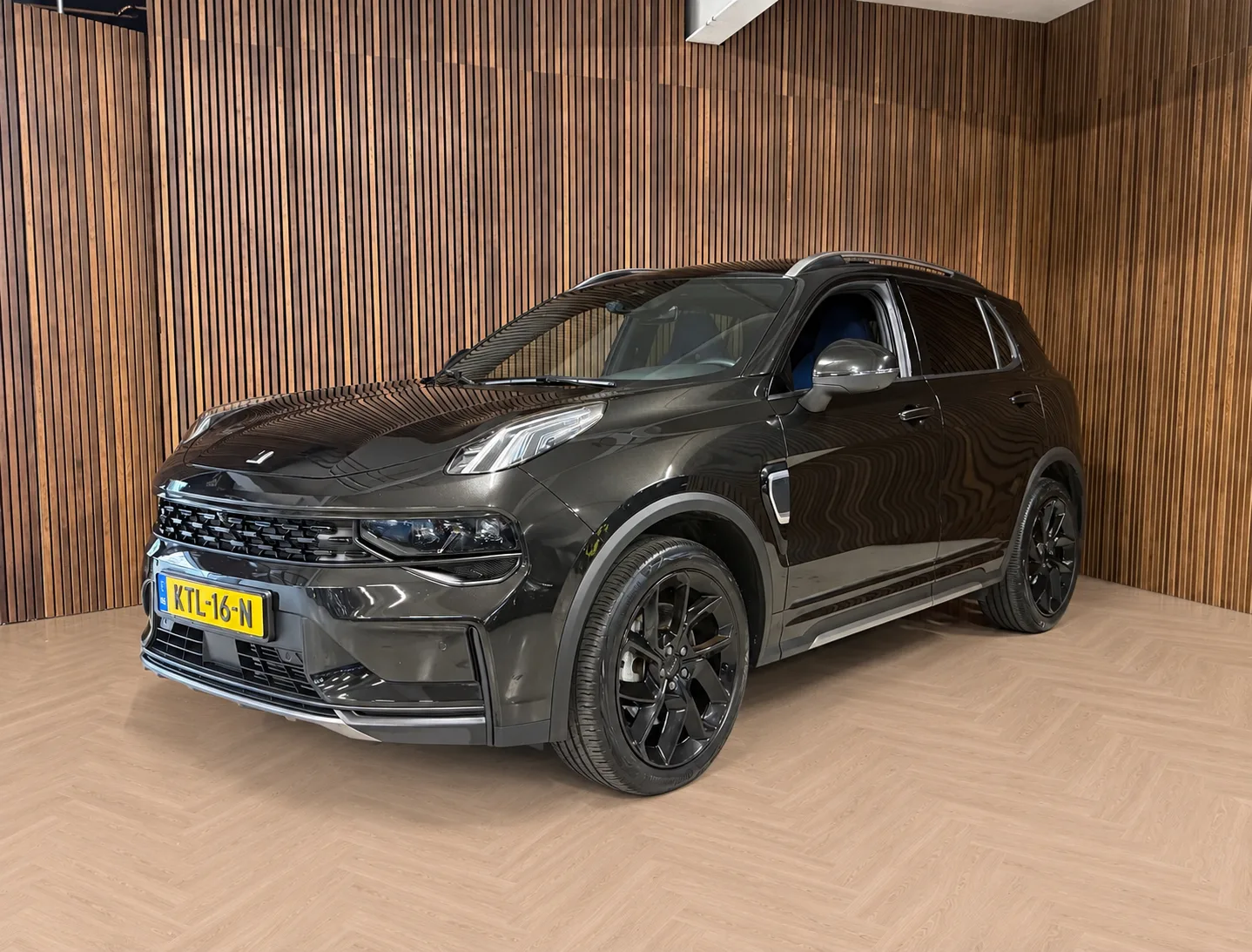 Lynk & Co 01 (2023) — foto 1