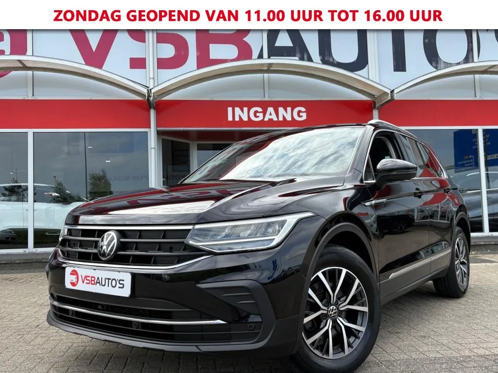 Volkswagen Tiguan (2023) — foto 1