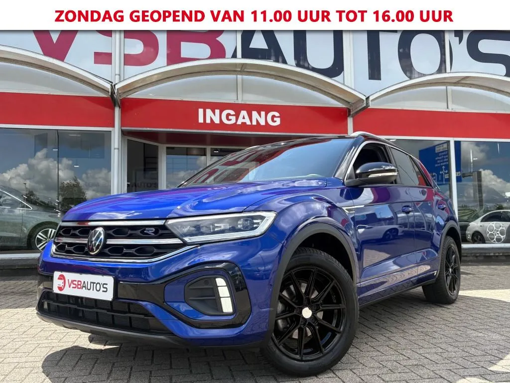 Volkswagen T-Roc (2023) — foto 1