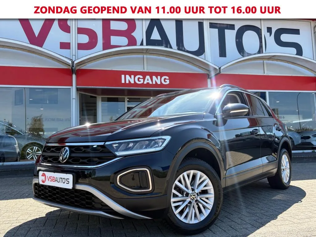 Volkswagen T-Roc (2022) — foto 1