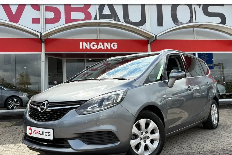 Opel Zafira (2018)