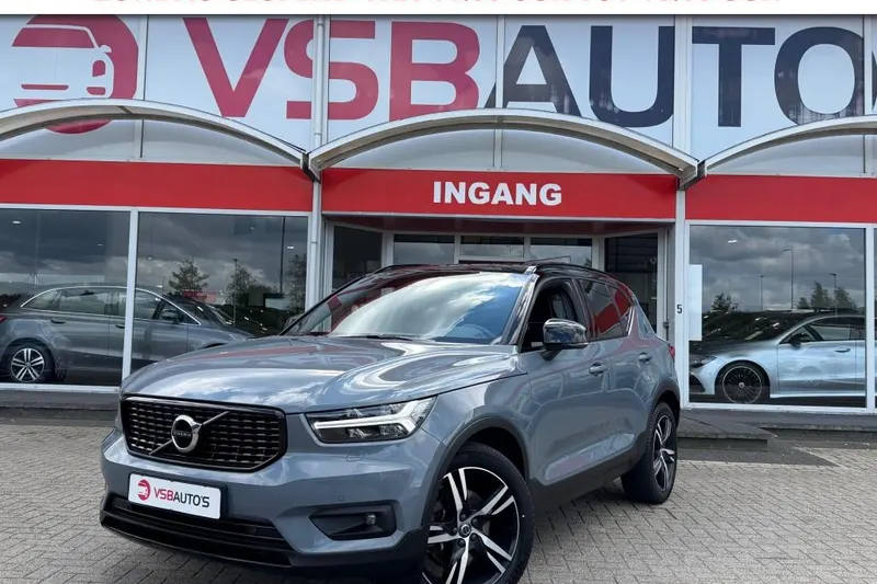 Volvo XC40 (2021)