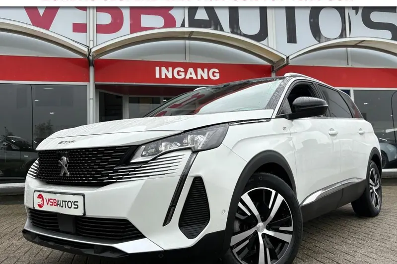 Peugeot 5008 (2021)