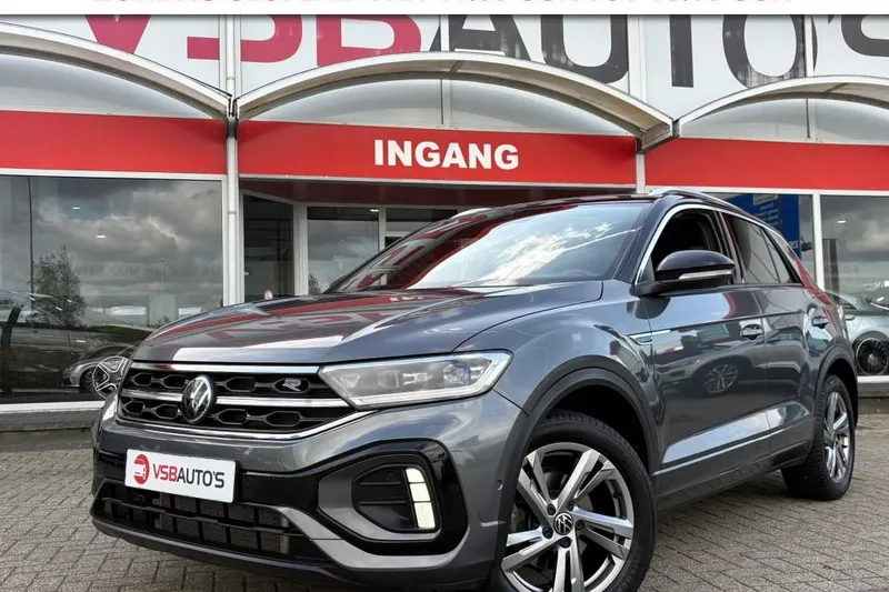 Volkswagen T-Roc (2023)