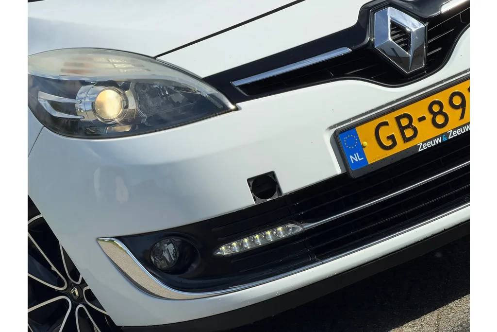 Renault Grand Scénic (2014) — foto 1