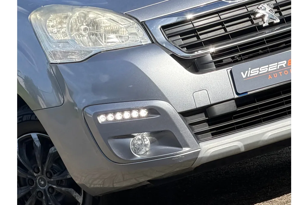 Peugeot Partner (2017) — foto 1