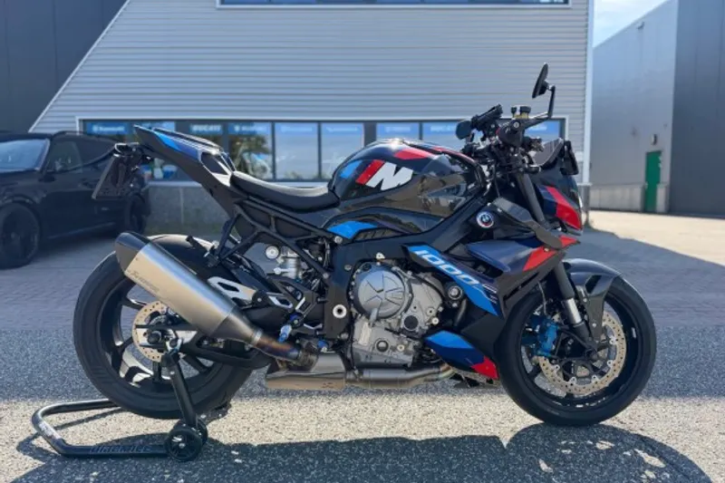 BMW M 1000 R (2026)
