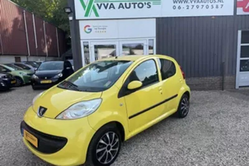 Peugeot 107 (2006)
