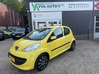 Peugeot 107 (2006) — foto 1