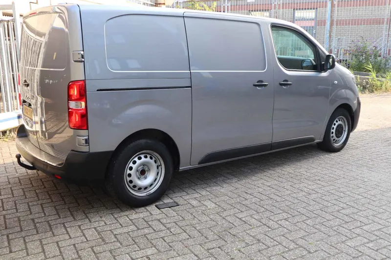 Peugeot Expert (2022)