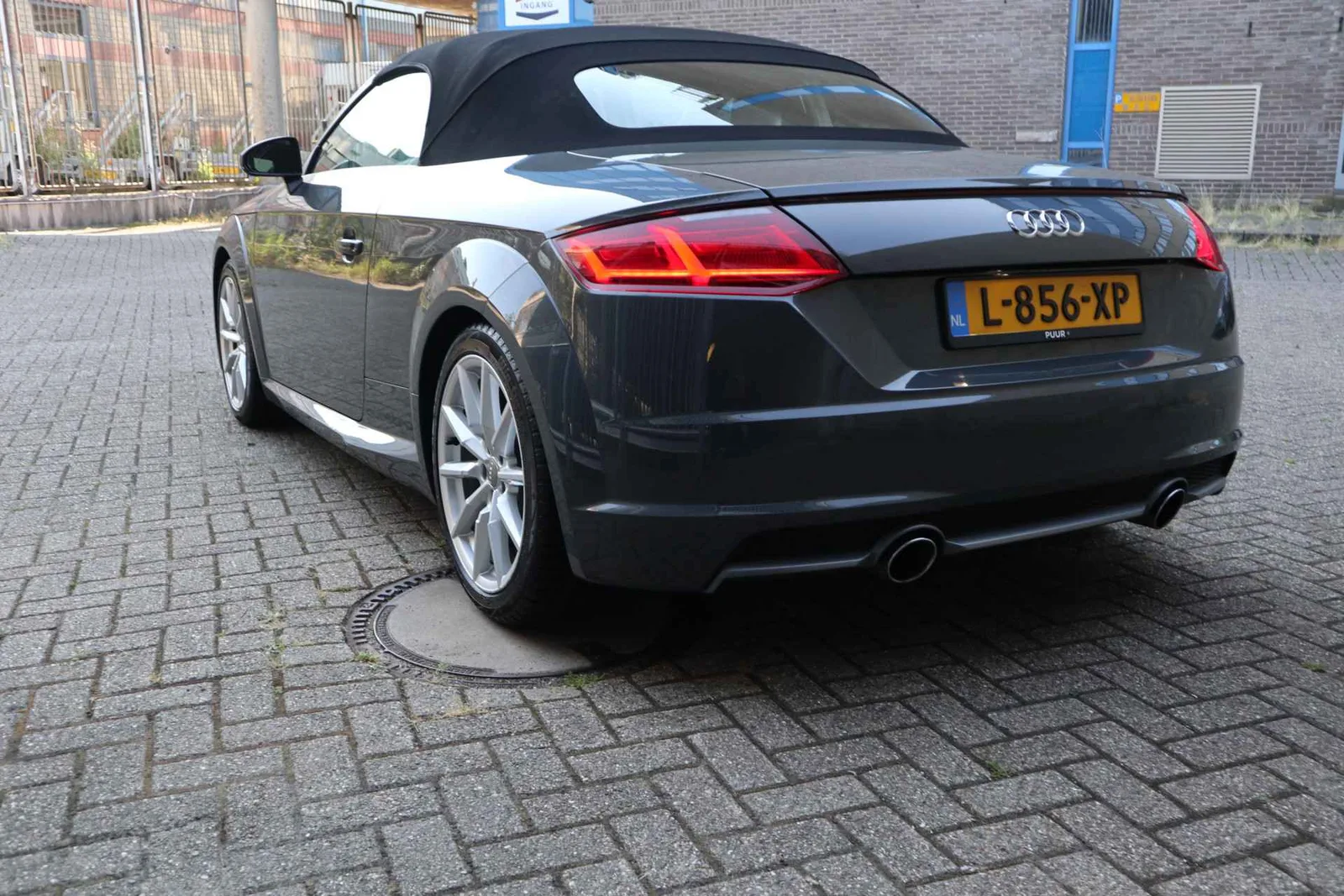 Audi TT (2015) — foto 1