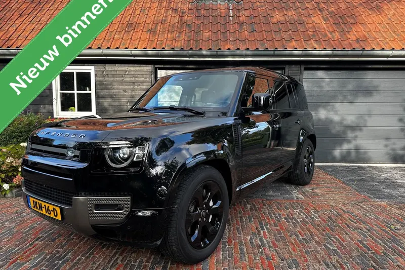 Land Rover Defender (2025)