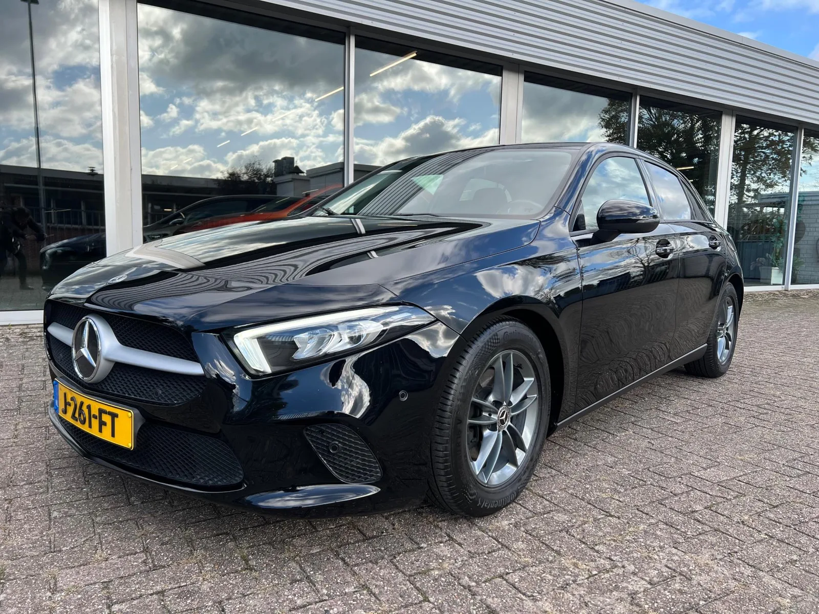 Mercedes-Benz A-Klasse (2020) — foto 1