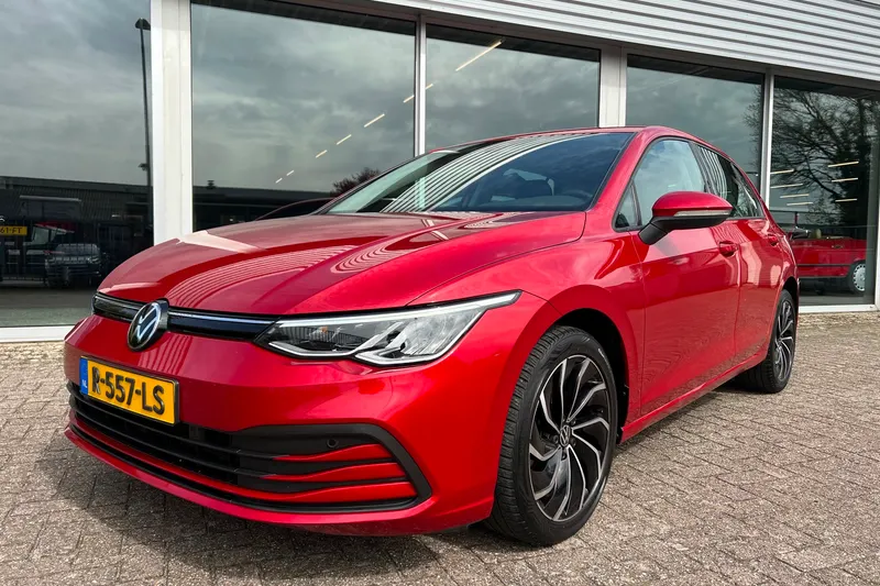Volkswagen Golf (2022)