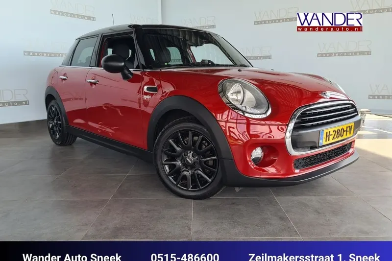 MINI One (2015)