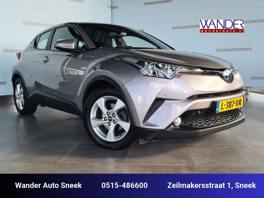 Toyota C-HR (2018) — foto 1
