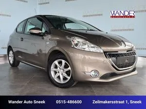 Peugeot 208 (2013) — foto 1