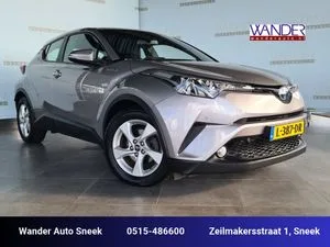 Toyota C-HR (2018) — foto 1