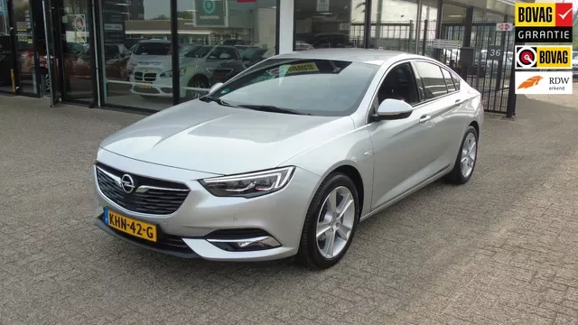 Opel Insignia (2019) — foto 1