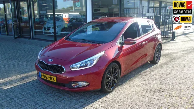 Kia Ceed (2012) — foto 1