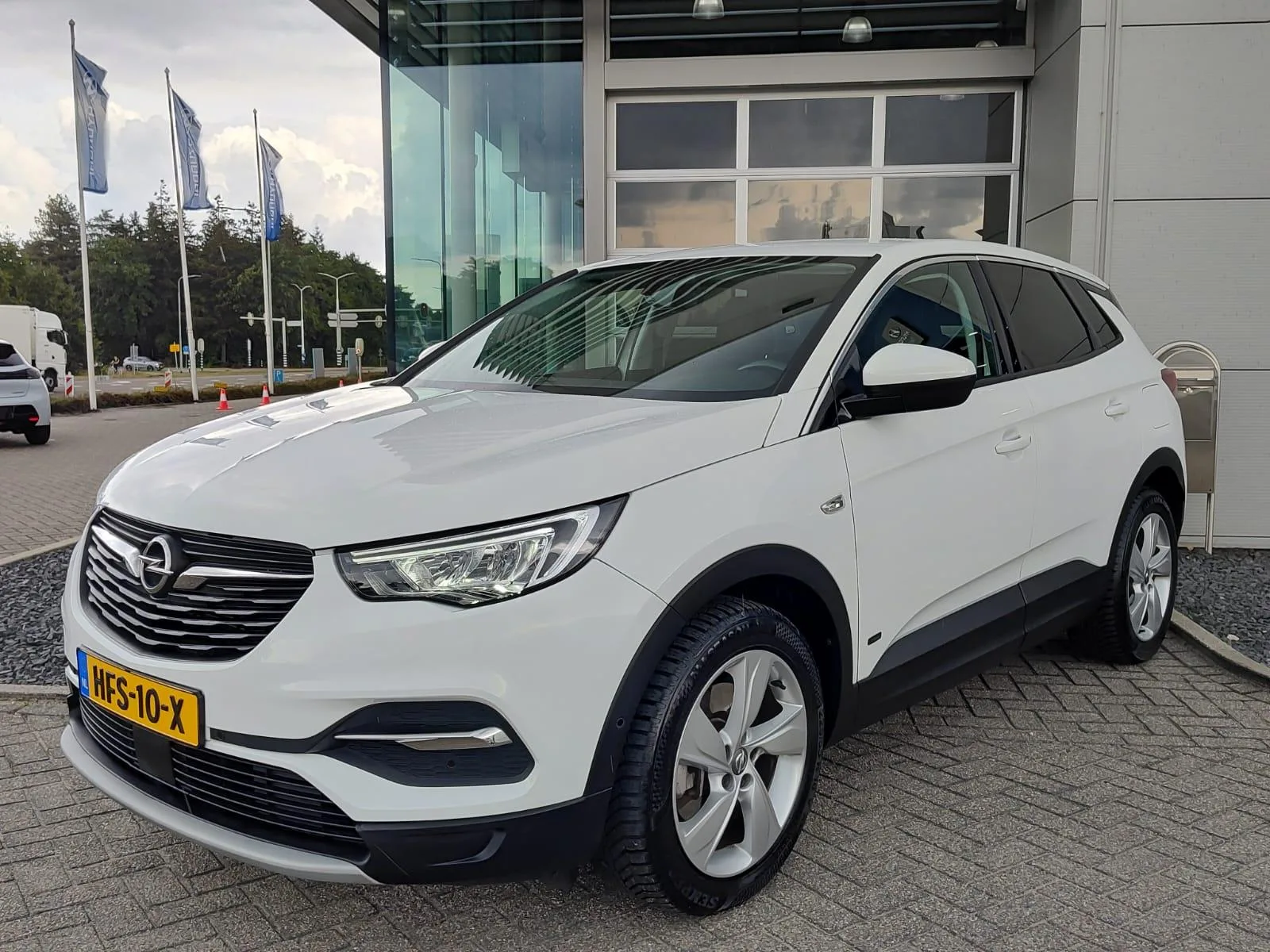Opel Grandland X (2021) — foto 1
