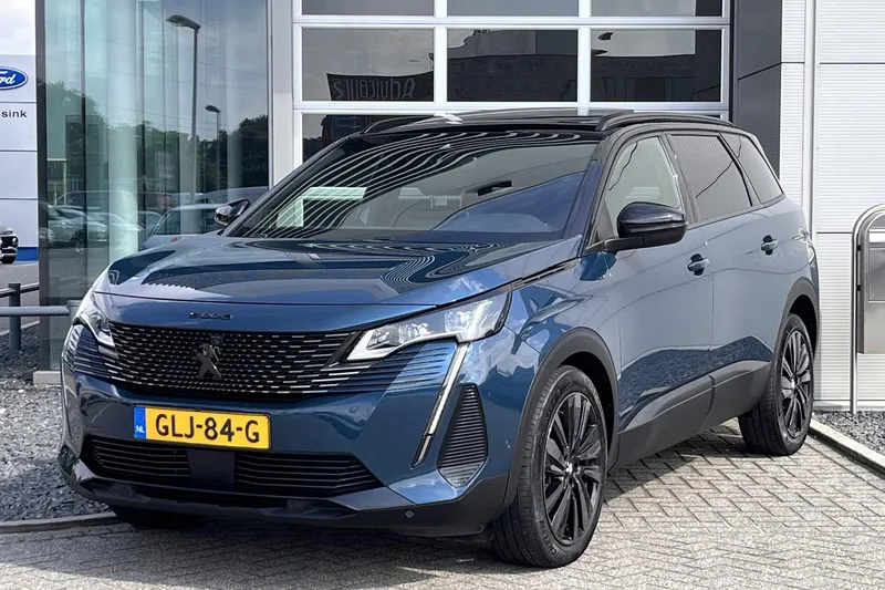 Peugeot 5008 (2024)